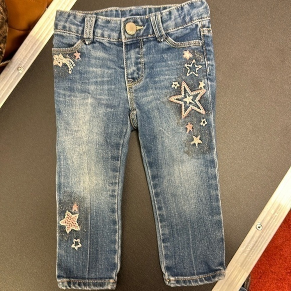 Baby gap size 12-18 months